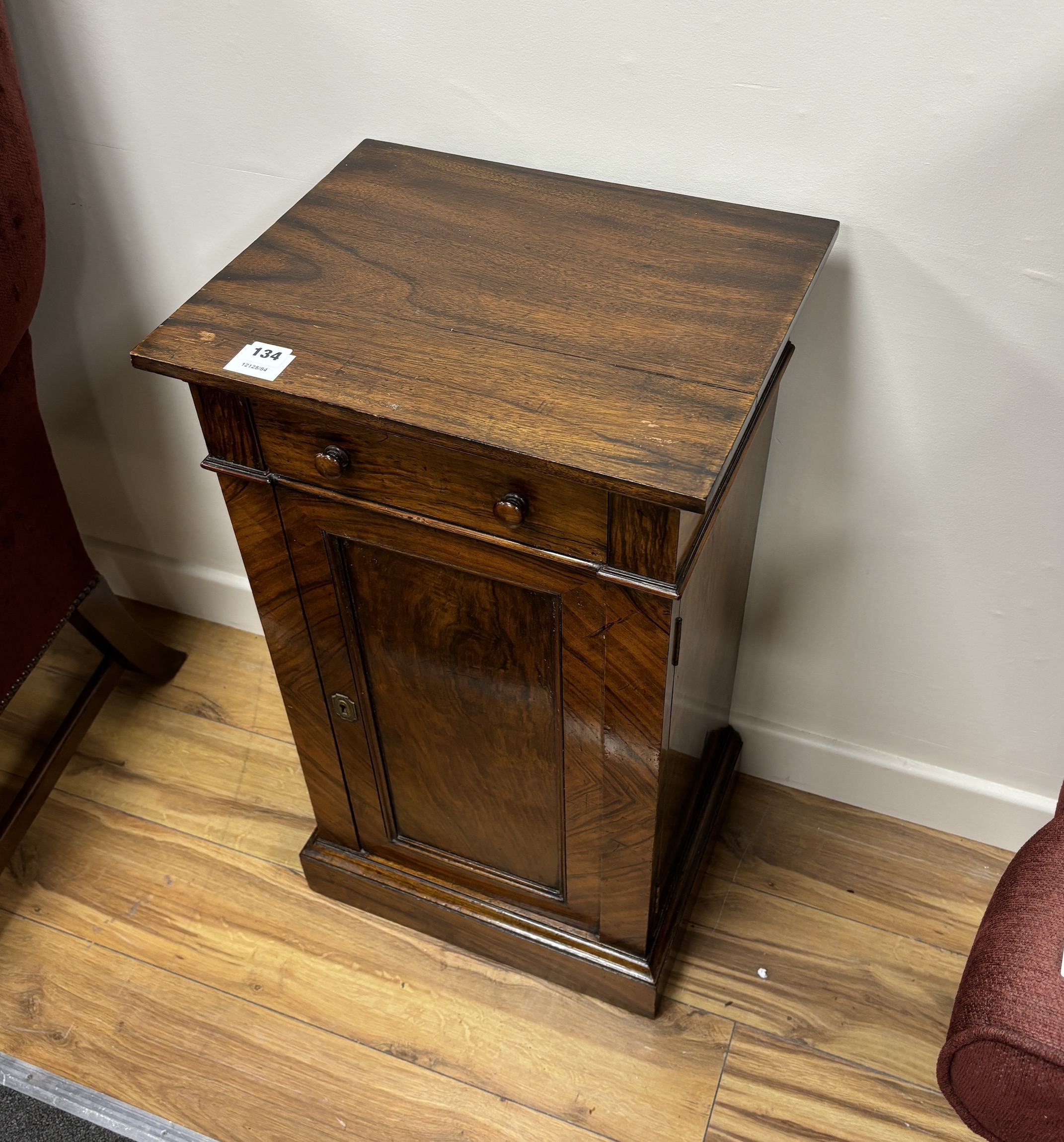A Victorian walnut bedside cabinet, width 43cm, depth 35cm, height 76cm